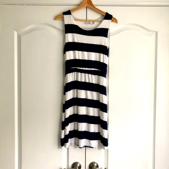 Striped navy and white dress - Picture 1 of 3